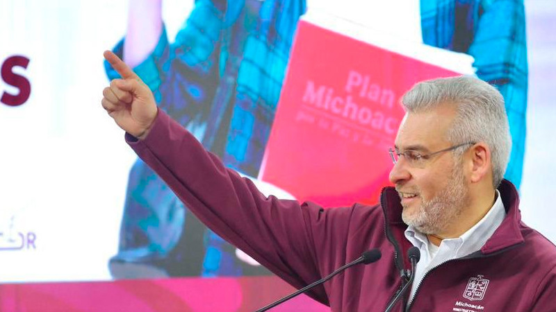 Michoacán, primer estado del país con becas en todos los niveles educativos: Bedolla 