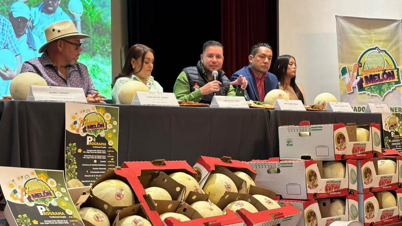 Lista la 14° Feria del Melón en Zicuirán, anuncian autoridades 