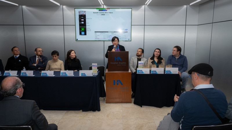 Encabeza titular de la SESA toma de protesta de la Mesa Directiva del Colegio de Oftalmólogos de Querétaro 