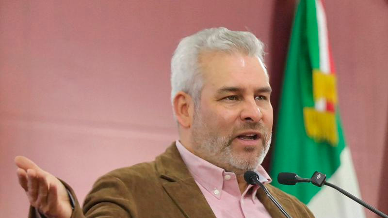 Michoacán garantiza educación con inversión federal de 4 mil 410 mdp en becas: Bedolla 