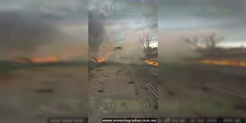 Se incendian ductos de Pemex en Tarímbaro, Michoacán - Foto 4 