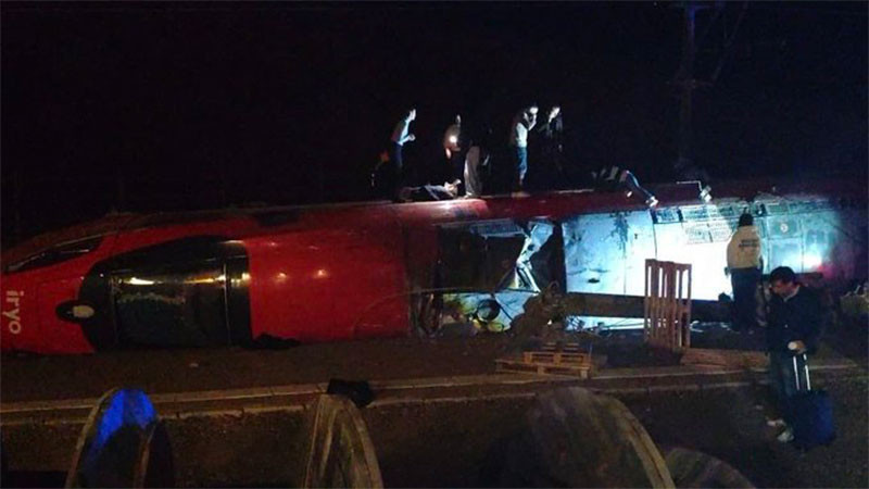 Aumenta a 21 el número de personas que perdieron la vida por el accidente ferroviario en España  