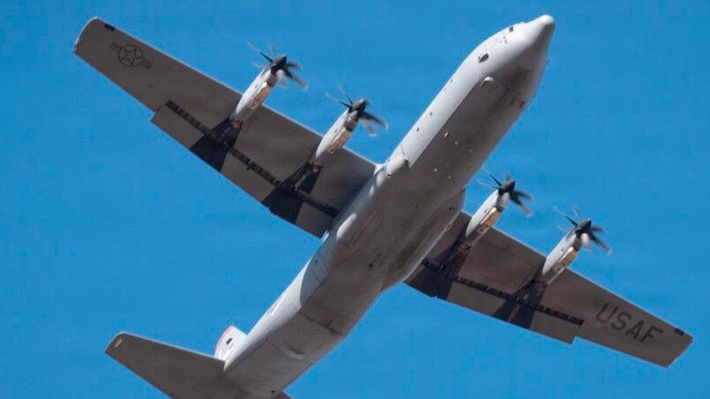 Avión militar de EEUU que aterrizó en Toluca tenía autorización, señala gobierno federal 