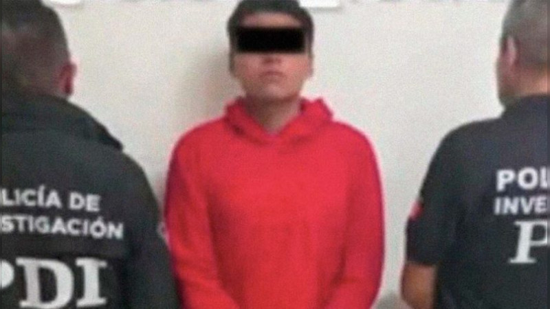 Joven se graba en el asesinato de un hombre y envía video a su madre; ella lo denuncia y fue detenido 