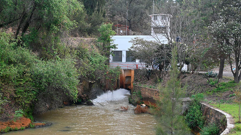 Con recurso 100% federal, rehabilita Conagua presas de Michoacán 