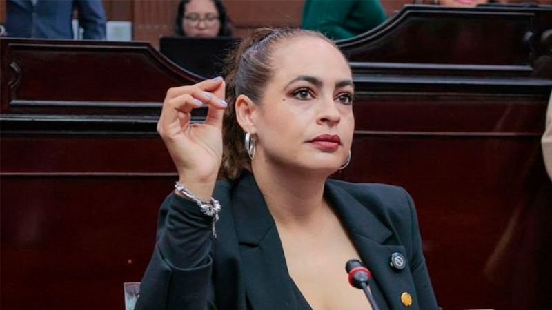 Para la protección de áreas naturales, propone Sandra Arreola regular uso de vehículos "Razers" 