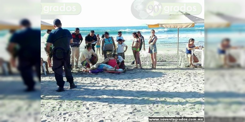 Muere turista moreliano en playa de Zihuatanejo, Guerrero - Foto 0 