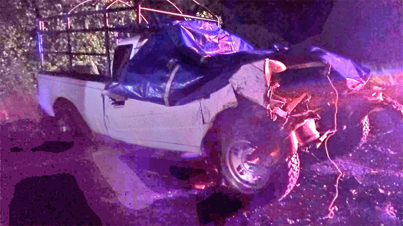 Identifican a las 7 personas que fallecieron en un accidente vehicular en Uruapan, Michoacán 