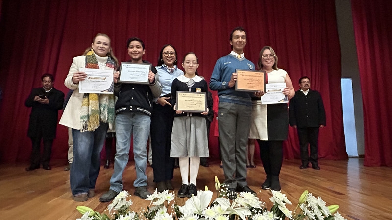 Realiza USEBEQ Concurso Estatal de Oratoria en secundarias 