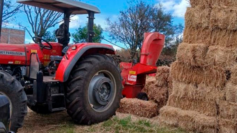 Ayuntamiento de Morelos apoya con maquinaria a las y los trabajadores del campo: Julio César Conejo Alejos 