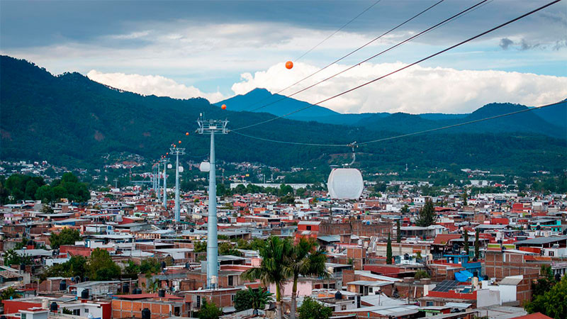 Inician pruebas del teleférico con 40 cabinas sobrevolando Uruapan: Gladyz Butanda 