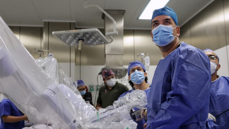 Supera ISSSTE meta de cirugías robóticas 2025 con 284 procedimientos 