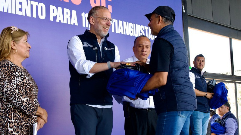 Entrega Marco Del Prete apoyos del subprograma PASE en Querétaro 