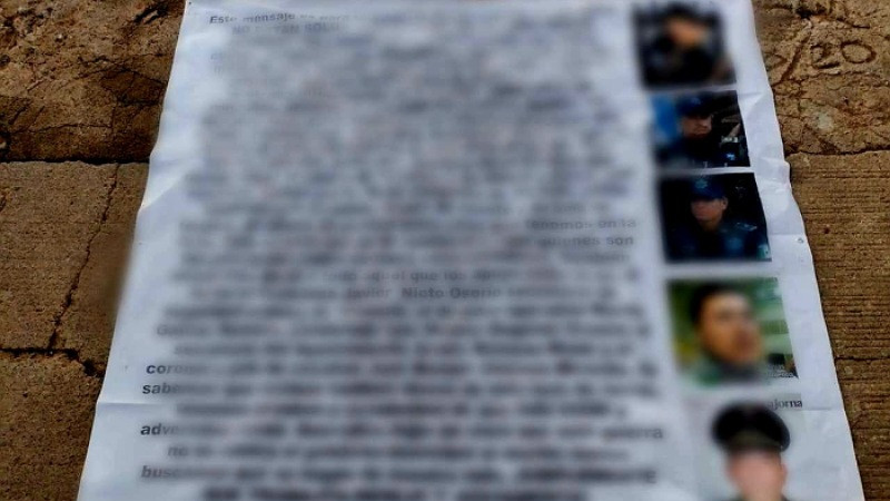 Colocan mantas contra elementos de Seguridad en Uruapan; los acusan de estar coludidos con el crimen 