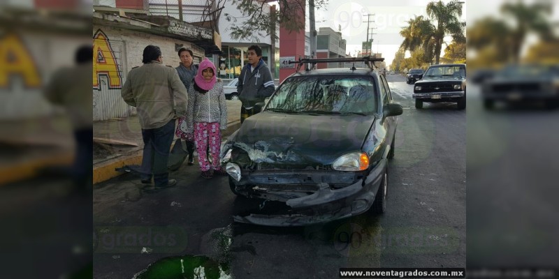 Fuerte choque en Zamora, Michoacán, deja un herido - Foto 2 