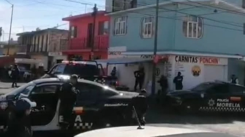 Hombre con comportamiento errático realiza detonaciones en la colonia Juárez de Morelia; se encierra en taquería y lo hallan sin vida 