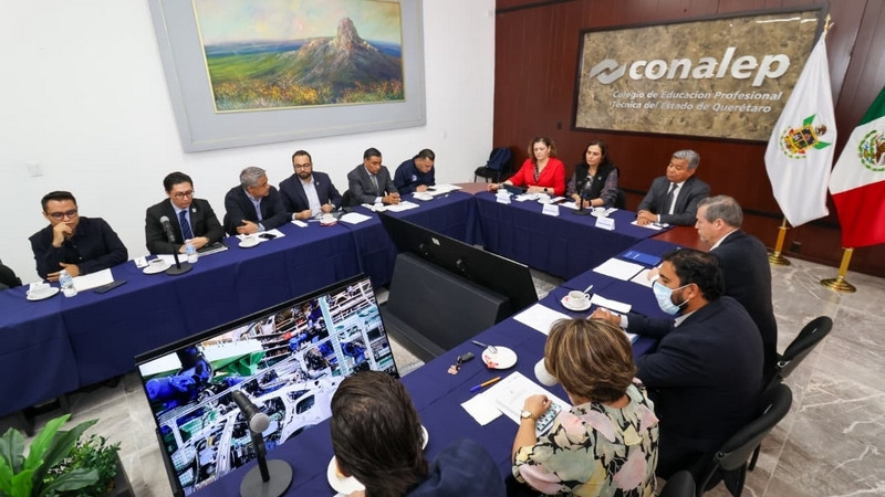 Destaca Secretaría de Educación de Querétaro disminución de abandono escolar en bachilleratos 