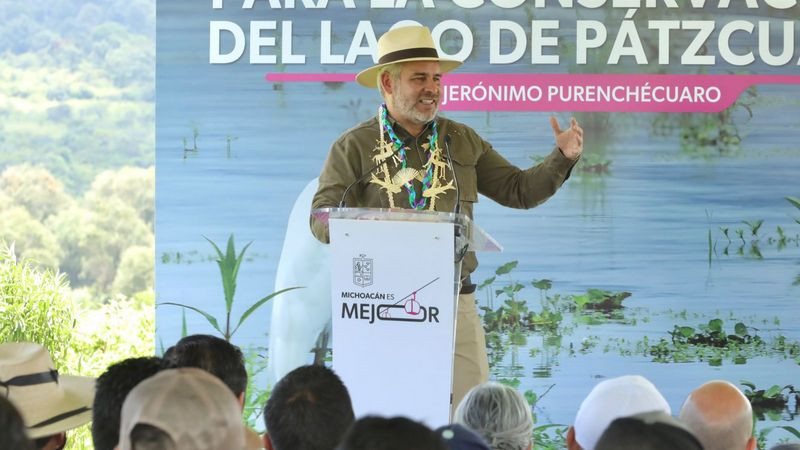Recuperadas 500 hectáreas de superficie del lago de Pátzcuaro: Bedolla 