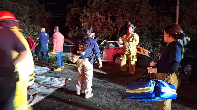 Choque automovilístico en Uruapan, Michoacán, deja tres heridos 