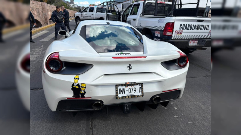 El Ferrari era solo la fachada: arma y piezas arqueológicas revelan un caso más profundo en Morelia, Michoacán 