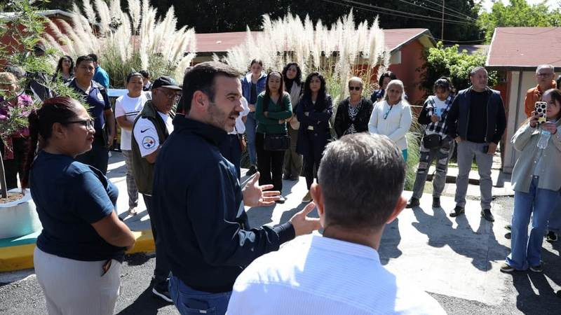 Yankel Benítez constata mejoras en la Escuela Secundaria Técnica 108 