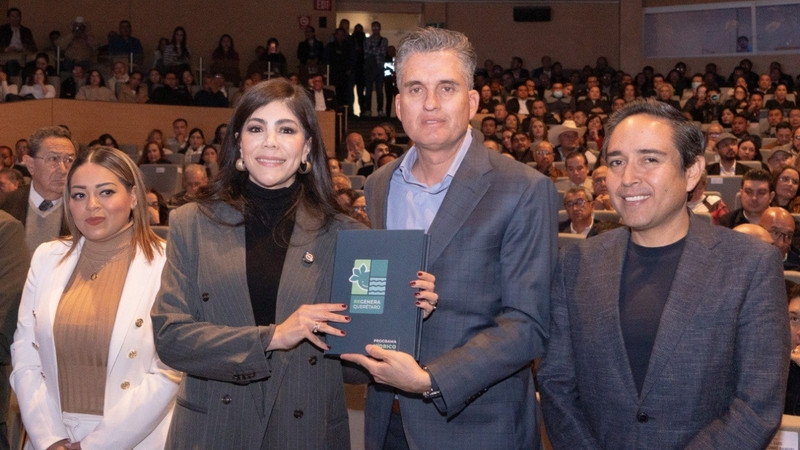 Entrega CCA el Programa Hídrico de Querétaro a la CEA 