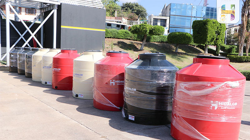 Jeovana Alcántar, realizó la décima segunda entrega de material subsidiado, dentro del Programa de Apoyos Sociales en Ciudad Hidalgo, Michoacán 