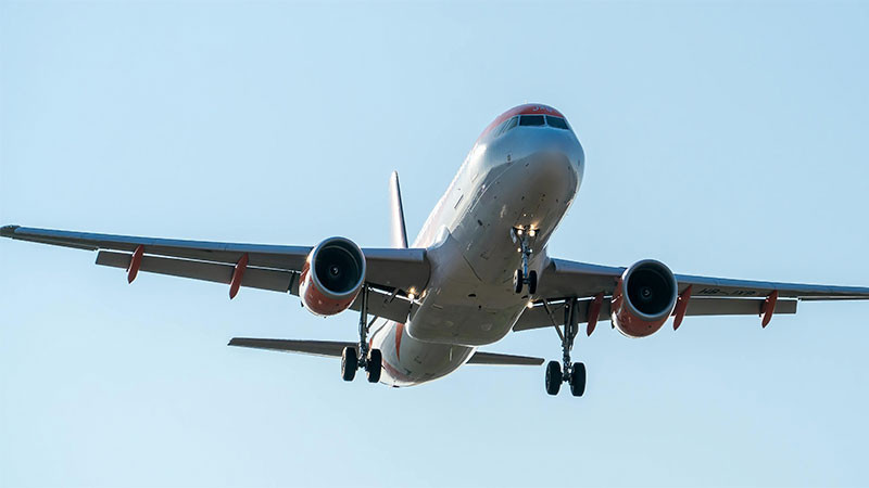 Desaparece avión en Colombia con 15 personas a bordo 