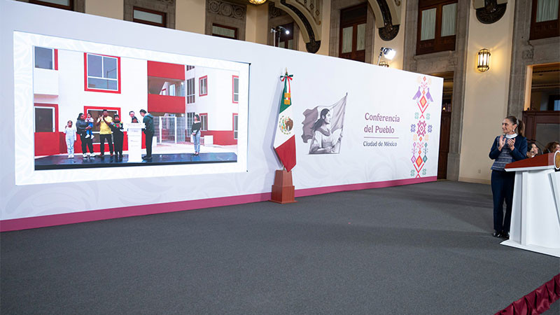 Entrega Claudia Sheinbaum las primeras casas del Programa Vivienda para el Bienestar en el desarrollo San Marcos del Infonavit, en Mérida, Yucatán 