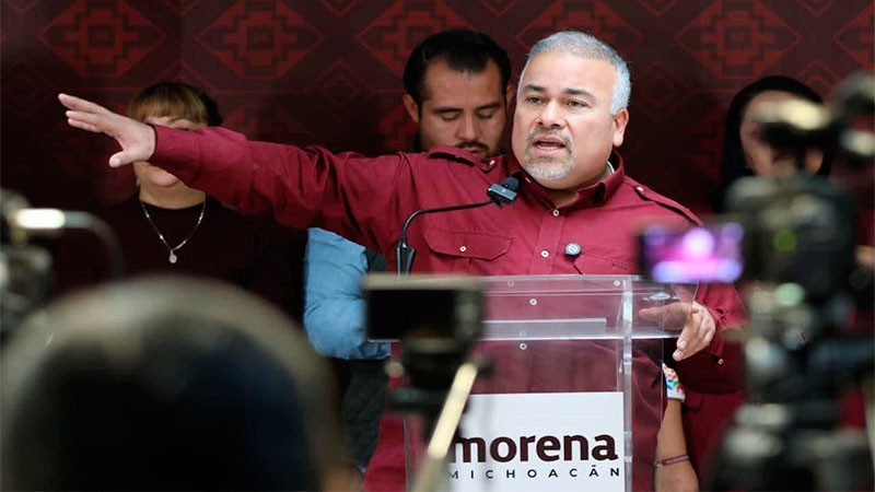 Líder de Morena desestima SMS a favor de Gabriela Molina, no descarta "guerra sucia o fuego amigo" 