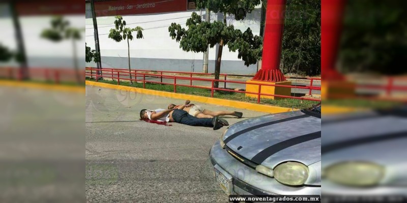 Abandonan cadáveres baleados de dos personas en Zihuatanejo, Guerrero - Foto 1 