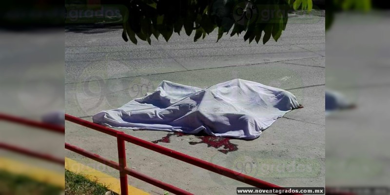 Abandonan cadáveres baleados de dos personas en Zihuatanejo, Guerrero - Foto 2 