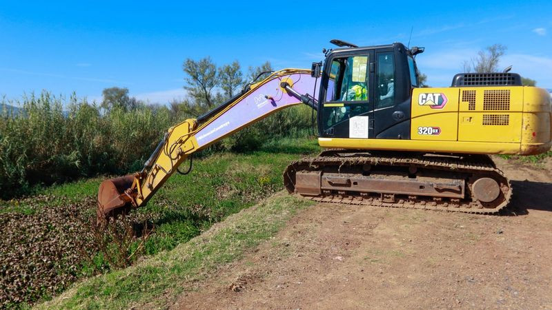 Se retirarán 240 mil metros cúbicos de azolve del lago de Pátzcuaro en 2026: Rogelio Zarazúa 