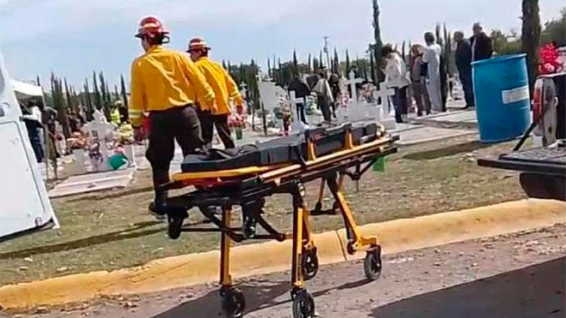 Más de 10 personas resultaron lesionadas, tras la explosión de pirotecnia dentro de un panteón en Ciudad Victoria, Tamaulipas 