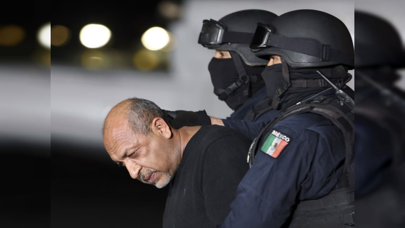 Quieren nombre de capo michoacano como mercancía: IMPI analiza registro de líder criminal para películas, ropa y hasta figuras coleccionables 