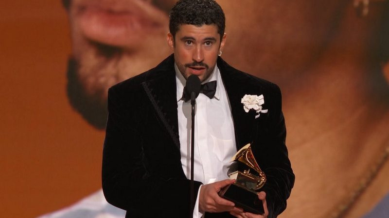Bad Bunny hace historia en los Grammy con el primer álbum en español ganador a Álbum del Año 