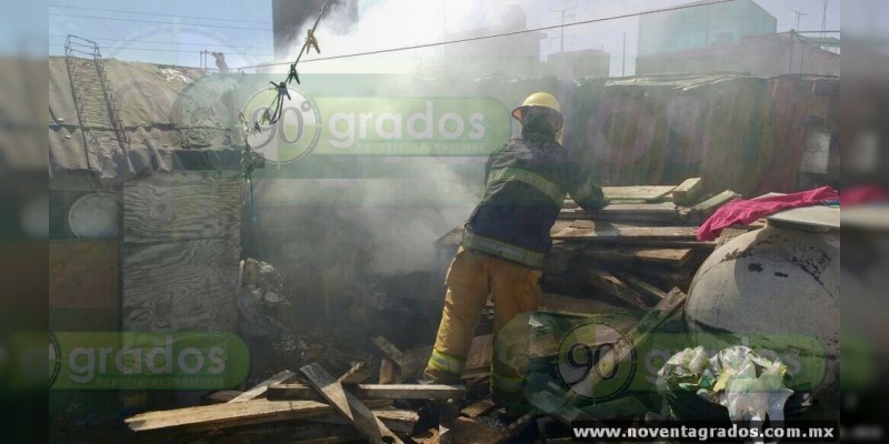 Se incendia vivienda en Morelia - Foto 3 