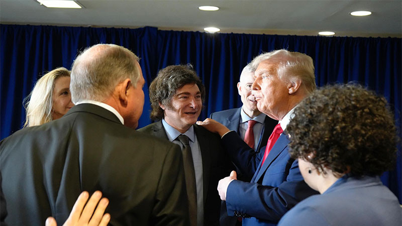 Firman Argentina y EU un acuerdo de comercio e inversión recíproco  