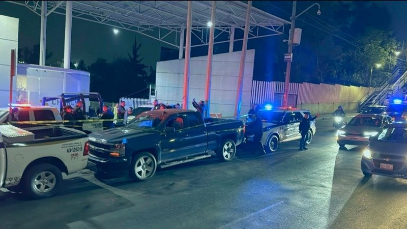 Automovilista es ultimado a tiros frente al Comité Olímpico Mexicano 