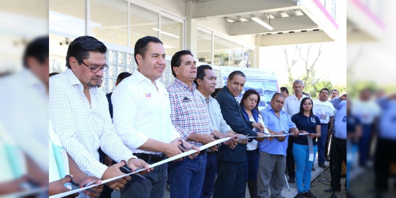 Avanza transformación de Zitácuaro; inaugura Gobernador obras por más de 72 mdp 