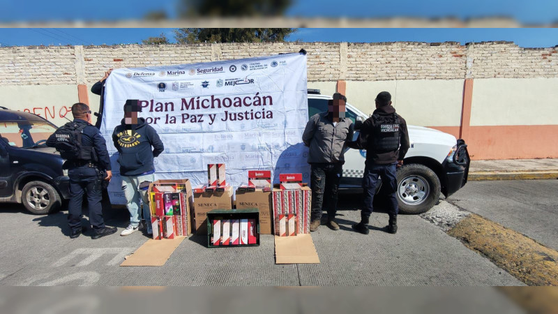 Detiene la GC a dos hombres en poder de 2 mil 270 cajetillas de cigarros ilegales en Zamora, Michoacán 