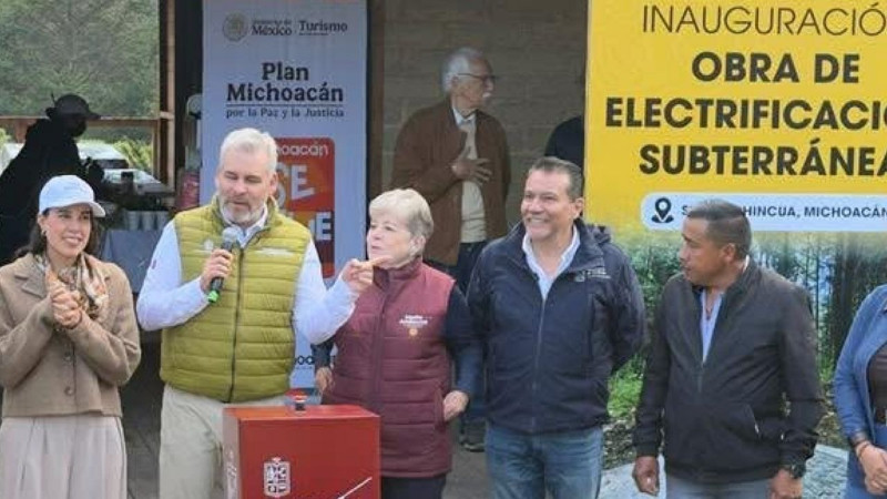  La Mariposa Monarca sigue en Michoacán, puedes visitarla en el parador de Sierra Chincua 