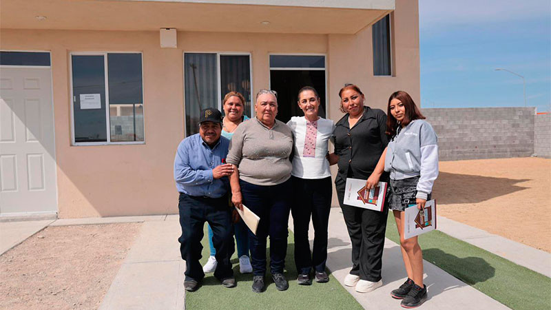 Entrega Claudia Sheinbaum viviendas del desarrollo "Villas de Palmanova" en Juárez, Nuevo León 