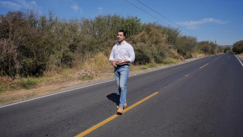Con inversión de 16.3 millones se rehabilitó carretera queretana: Felifer Macías 