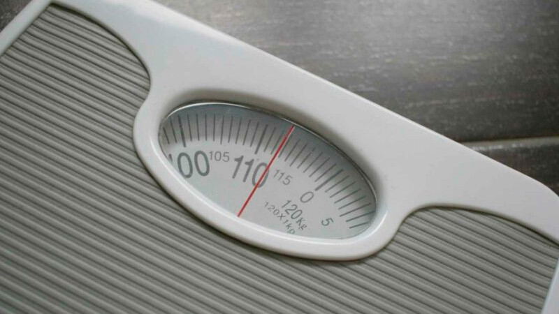 La obesidad aumenta el riesgo de hospitalización o muerte por infección, alertan expertos 