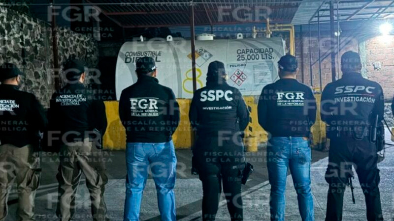 Encuentran almacén de huachicol en base del transporte público en Jiutepec, Morelos 