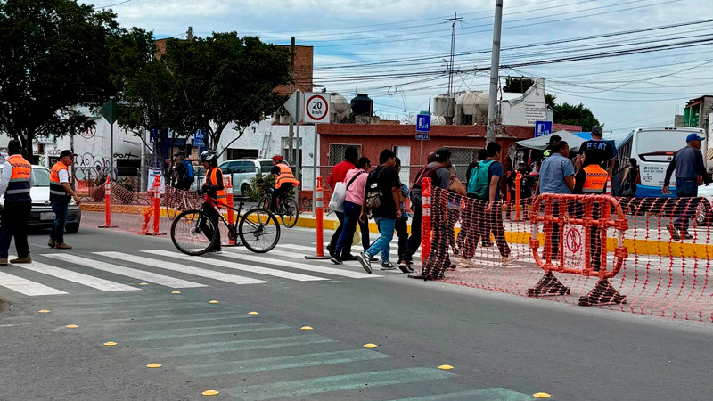 Sin solicitudes de reubicación ni afectaciones por obras federales en Querétaro: Felifer Macías 