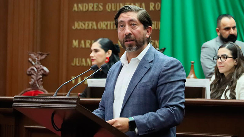 Garantizar salud mental de servidores públicos en Michoacán, propone en iniciativa Abraham Espinoza 