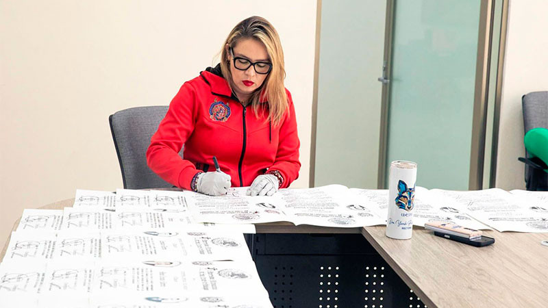 ¡Egresado nicolaita no te quedes fuera, titúlate ya!; continúa programa de reducción de costo de titulación en la UMSNH   