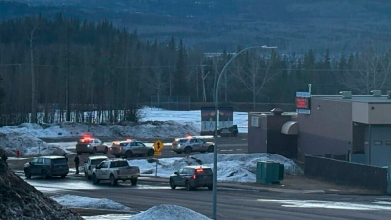 México expresa sus condolencias a Canadá por tiroteo escolar que dejó 10 muertos 